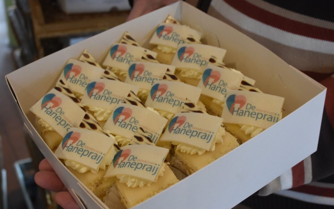 Petit fours als feestelijke traktatie